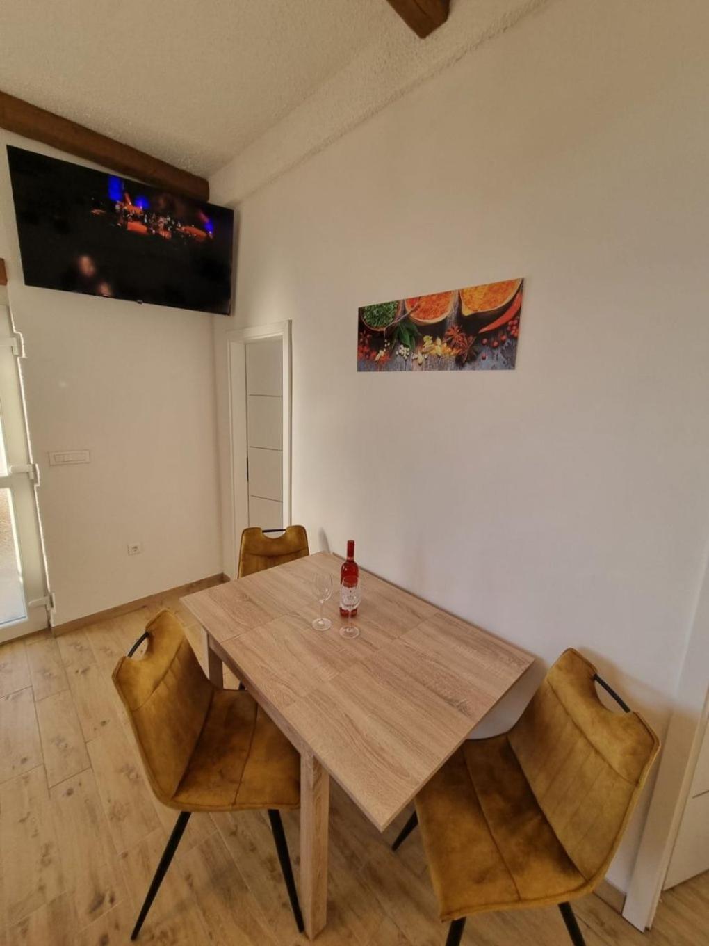 Apartments Gogi Živogošće Kültér fotó